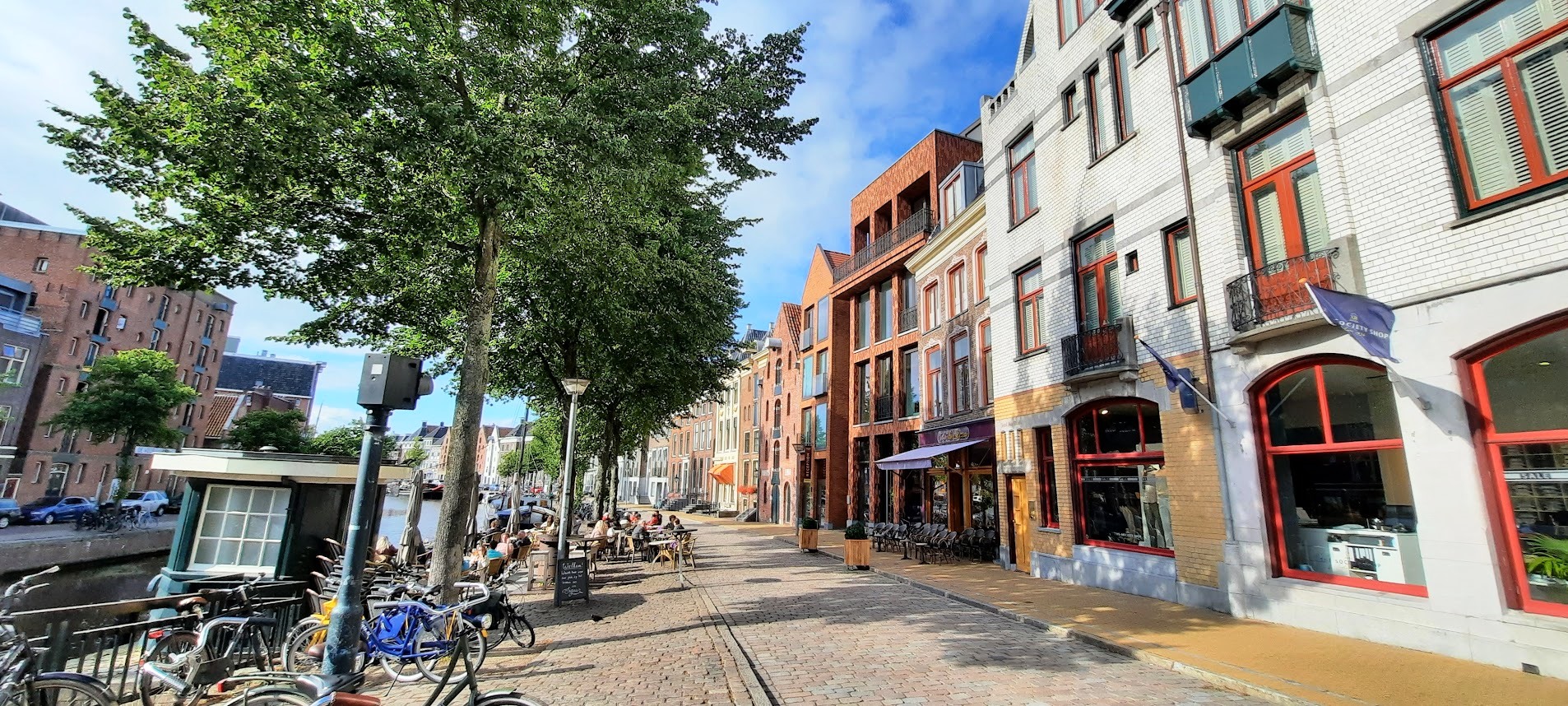 La ville de Groningue, à échelle humaine, charmante avec ses canaux, accueille une importante population étudiante.  Photo © Daniel Desjardins