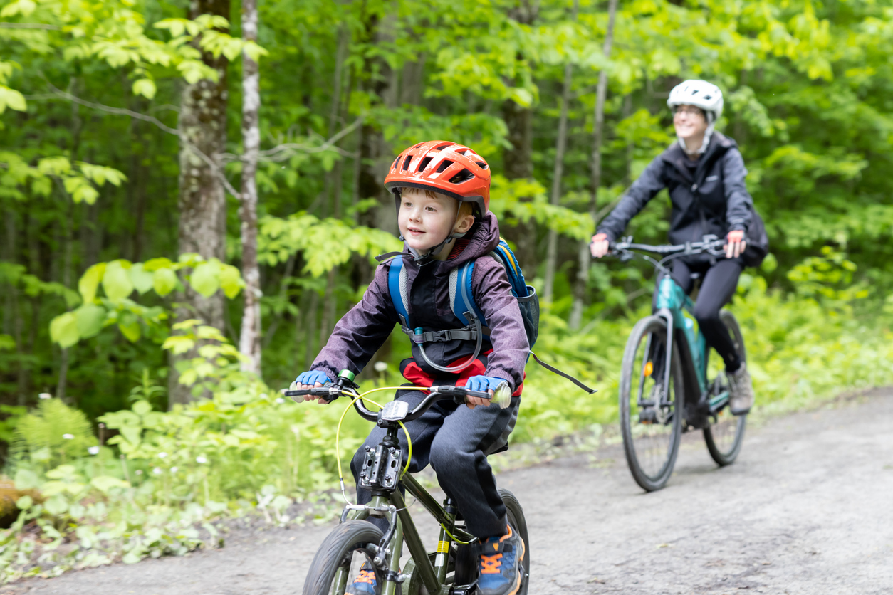 Voyager à vélo avec des enfants