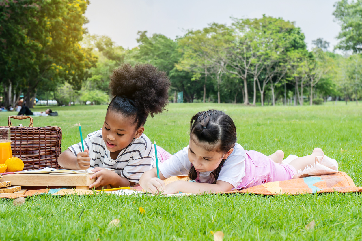 Les enfants apprennent par le voyage - 5 façons de développer leurs aptitudes 