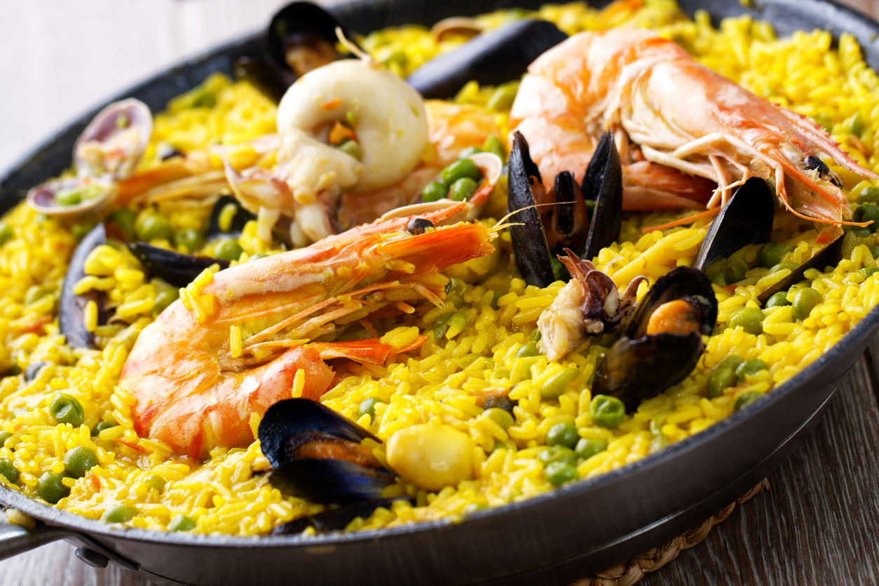 Paella de mariscos © IStock / svariophoto