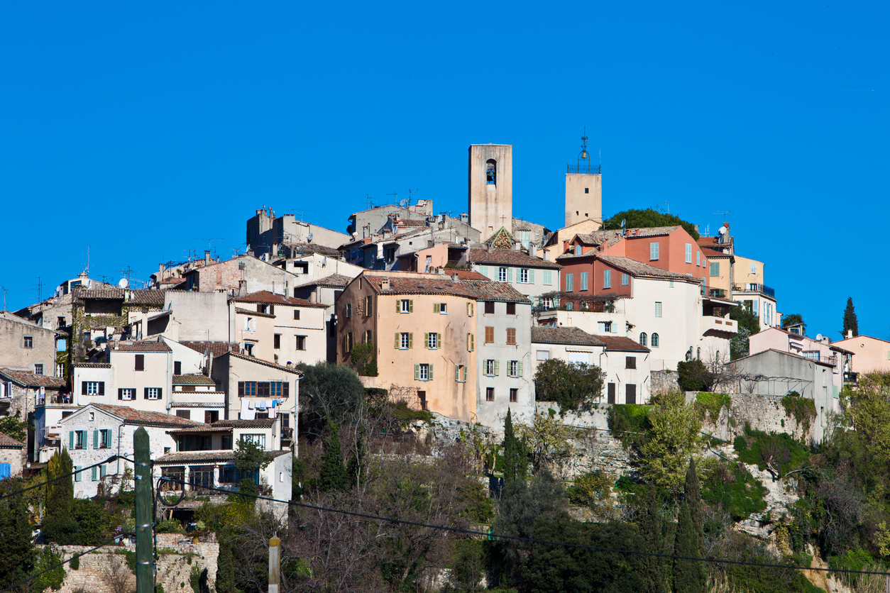 Biot, de la poterie au verre soufflé