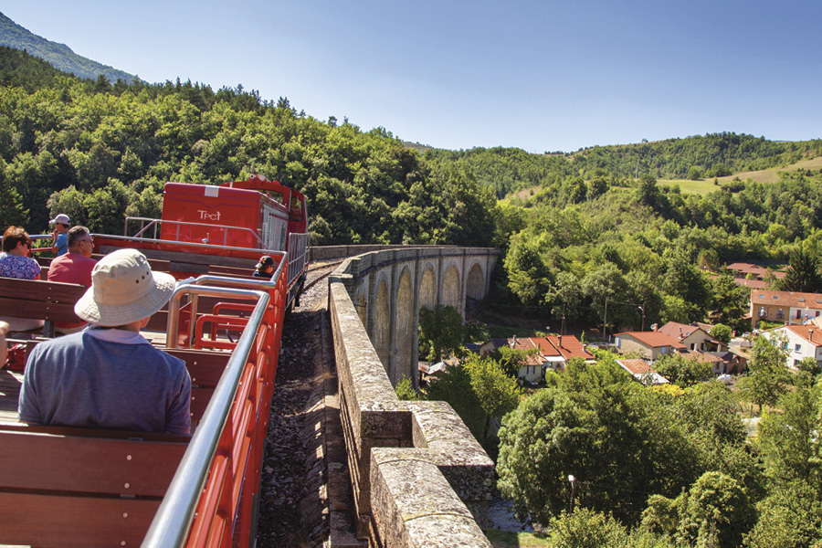 Train_rouge_Axat.tif
