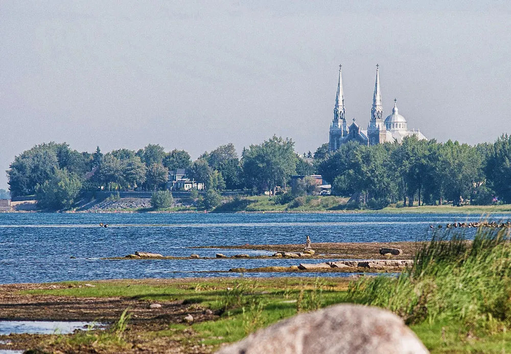La basilique Sainte-Anne de Varennes - ©Flickr/Michel Craig