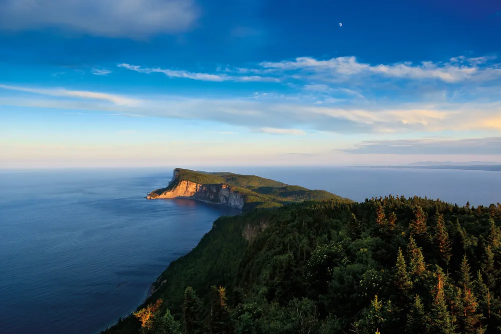 Cap Bon Ami - Parc national Forillon, Gaspésie, Québec  © iStock / Jeff_Rivard
