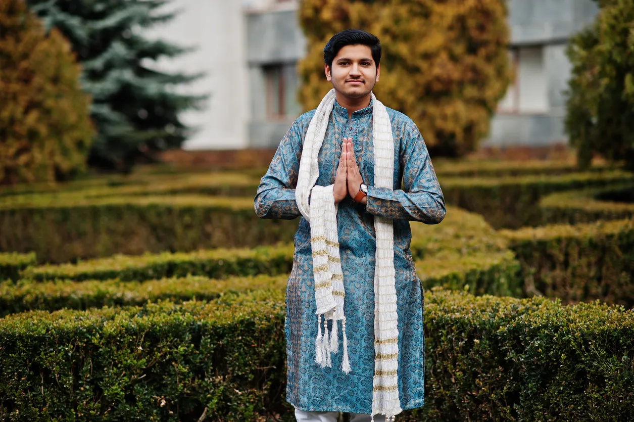 Namaste © iStock / ASphotowed