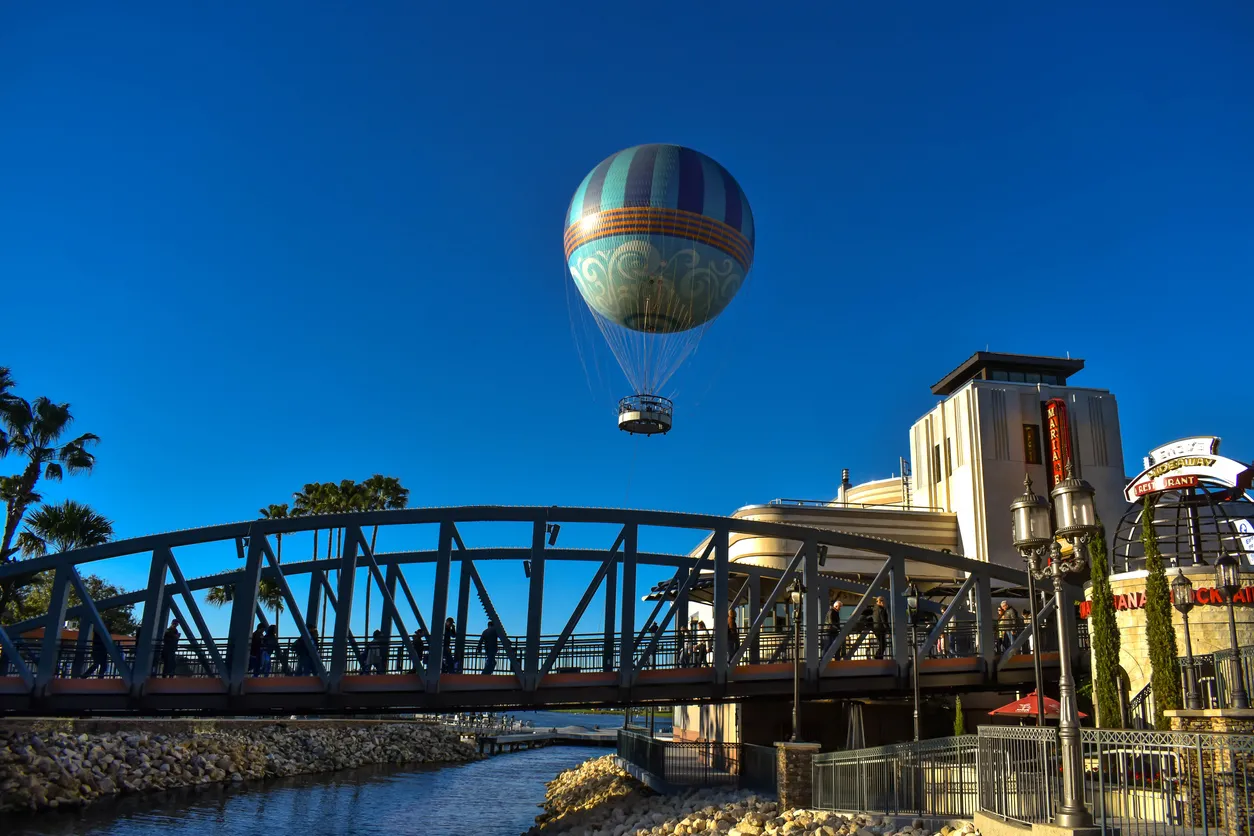 Près du lac Buena Vista à Disney World, Orlando, Floride © iStock / Viaval
