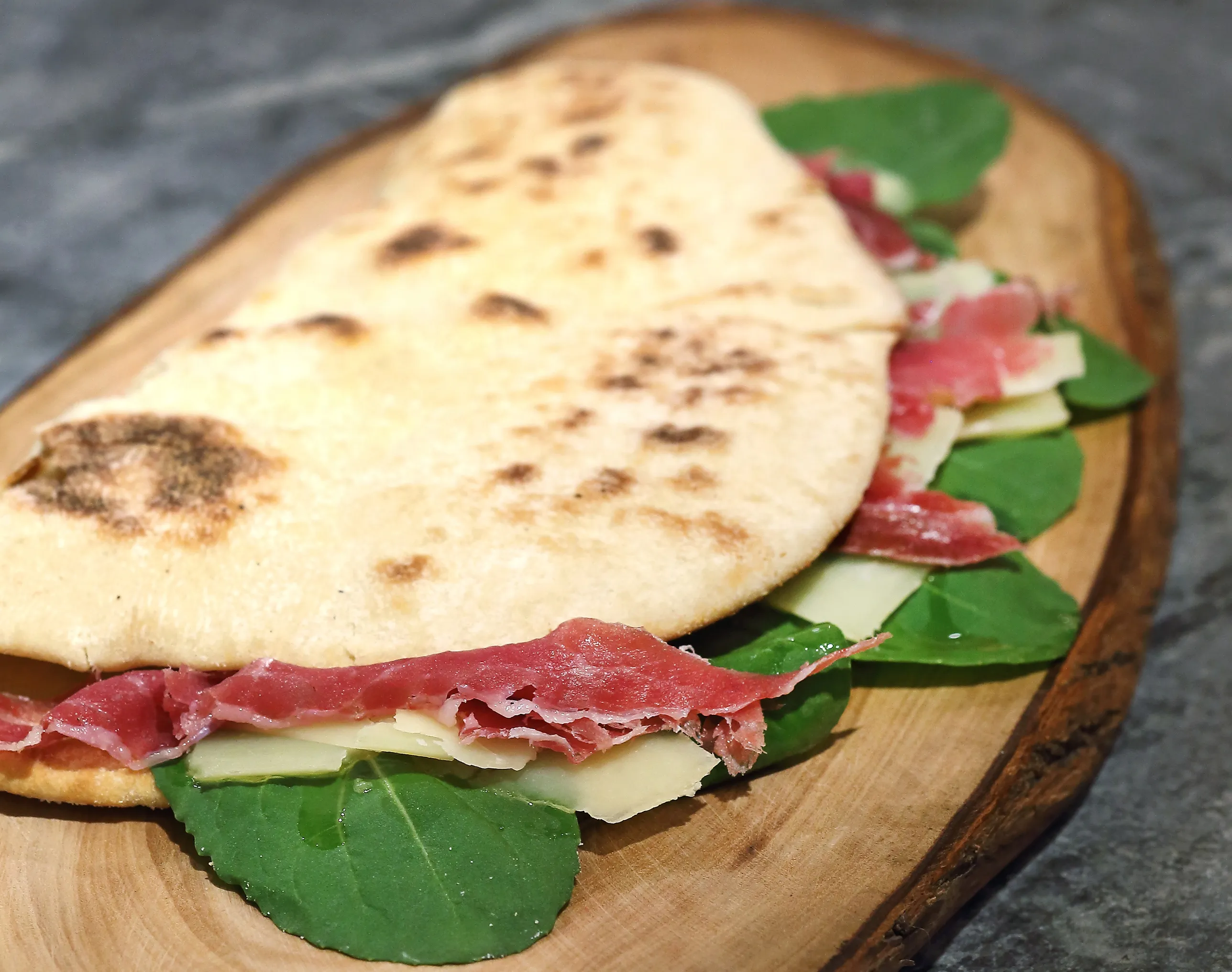 Piadina Romagnola
© iStock / Luiz Henrique Mendes