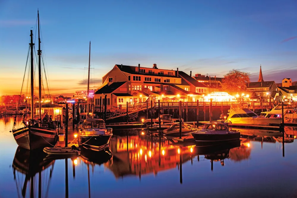 Pickering Wharf, Salem. | © iStockphoto.com/DenisTangneyJr