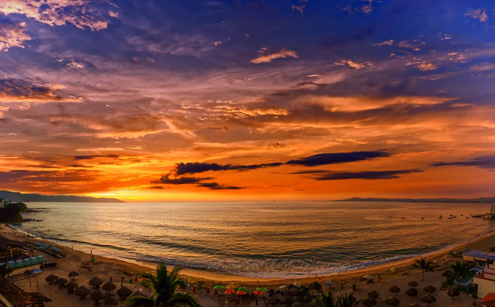 Plage de Los Muertos, Puerto Vallarta | © Dreamframer
