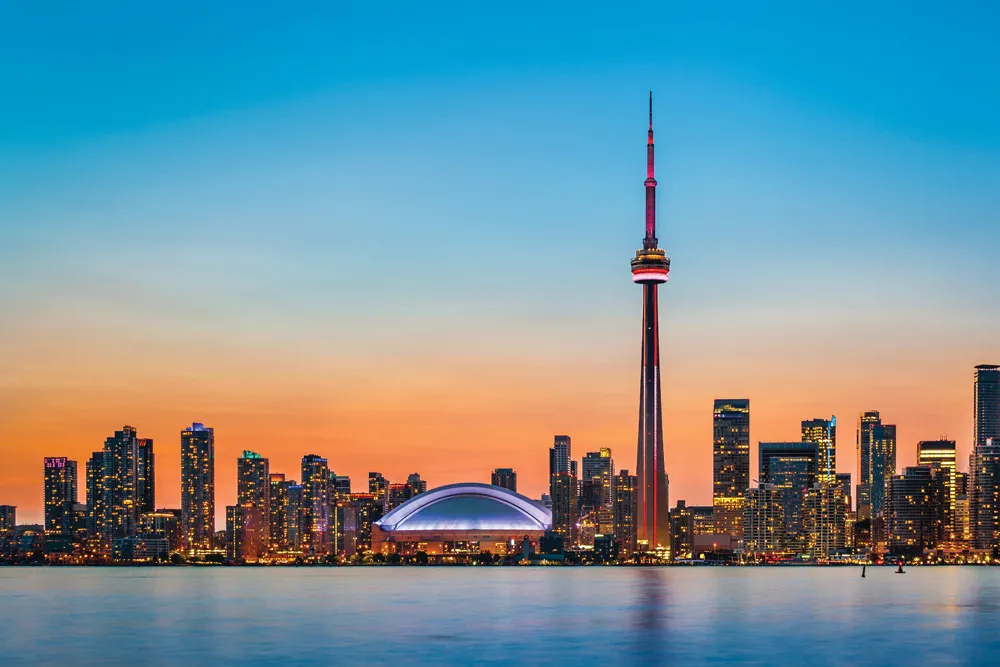 Toronto | ©iStockphoto.com/mdmworks 