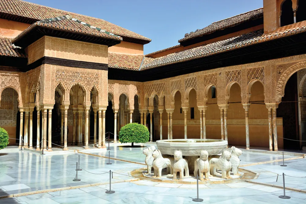 L’Alhambra, Grenade | © iStockphoto.com/alxpin
