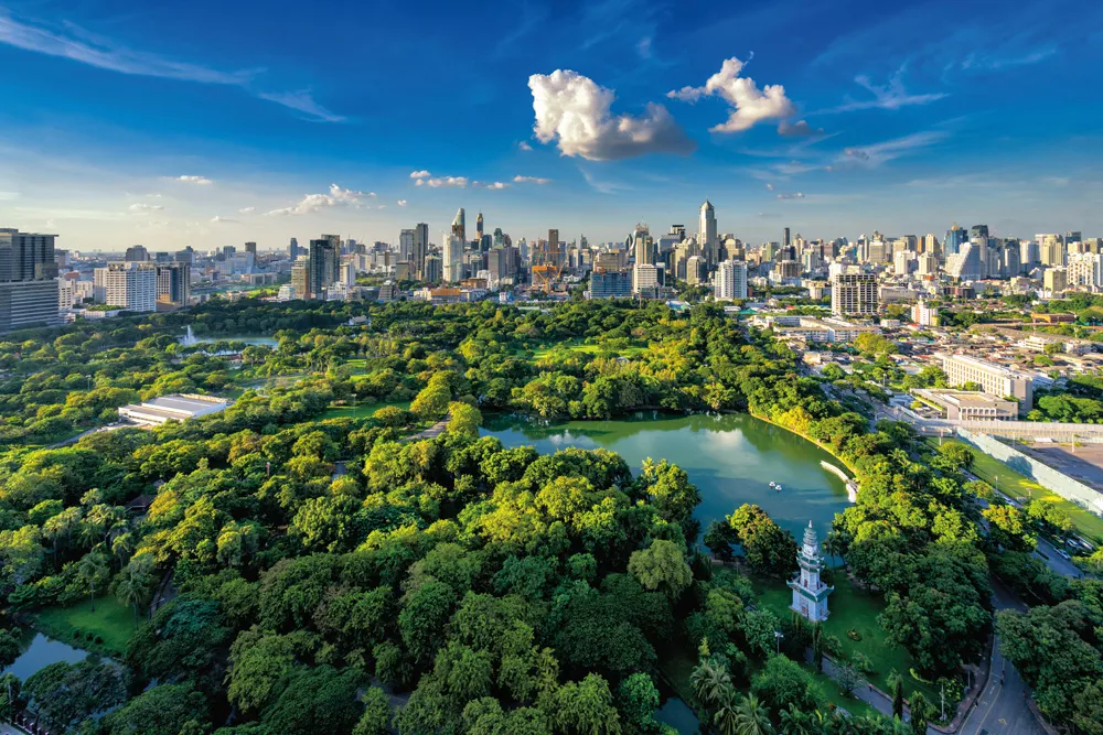 Parc Lumphini. | © iStockphoto.com/MongkolChuewong