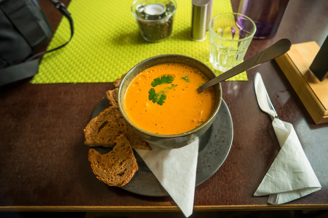 Soupe à l'agneau typique de la cuisine islandaise © iStock / Neurobite
