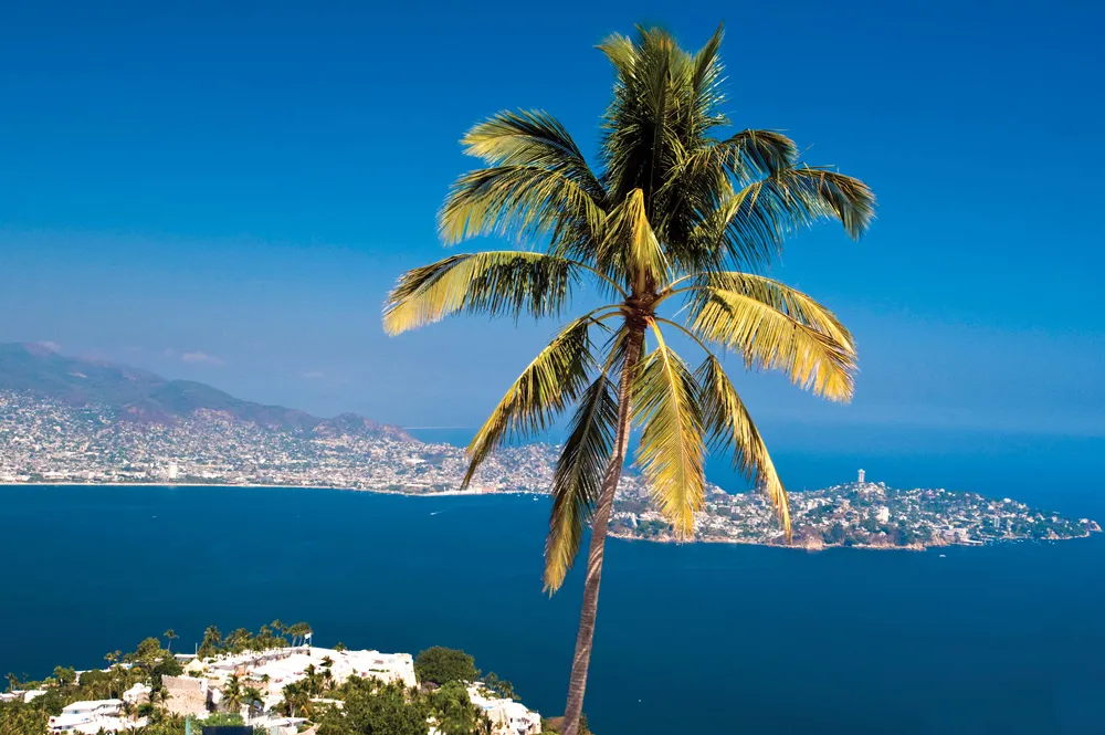 Acapulco | iStockphoto.com/Jodi Jacobson