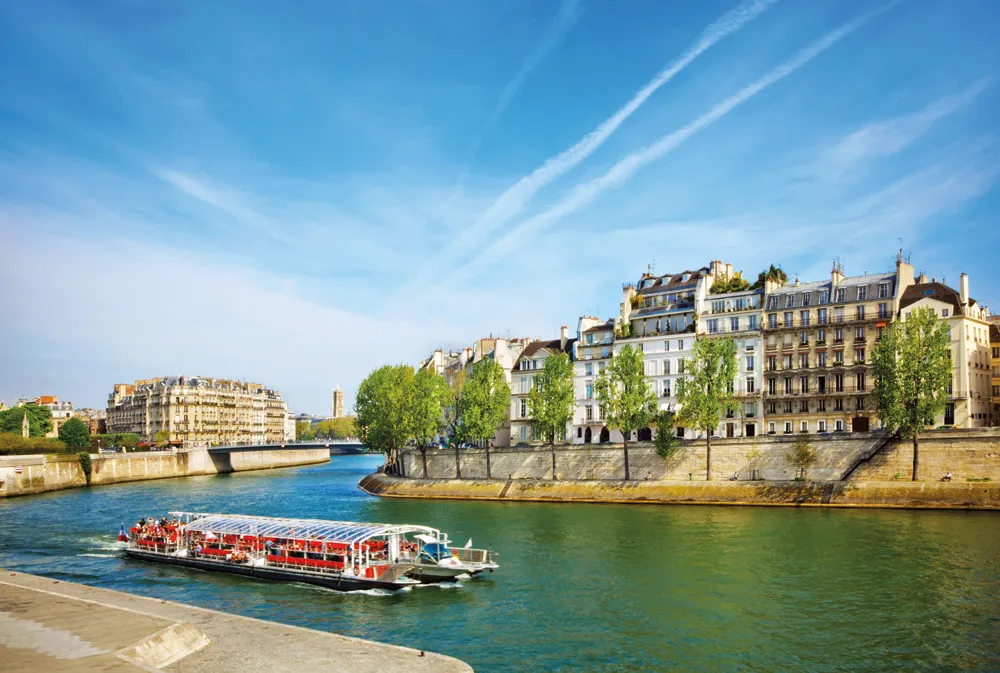 L’île de la Cité (à gauche) et l’île Saint-Louis (à droite) | © iStockphoto.com/Nikada