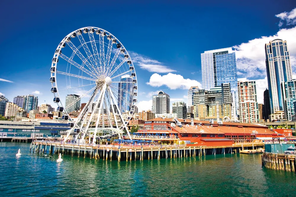 Seattle Great Wheel.  
©iStockphoto.com/fotoguy22
